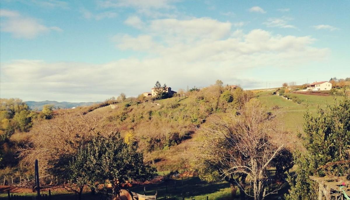 Une Evasion Dans Les Pierres Dorees Moire Exterior foto